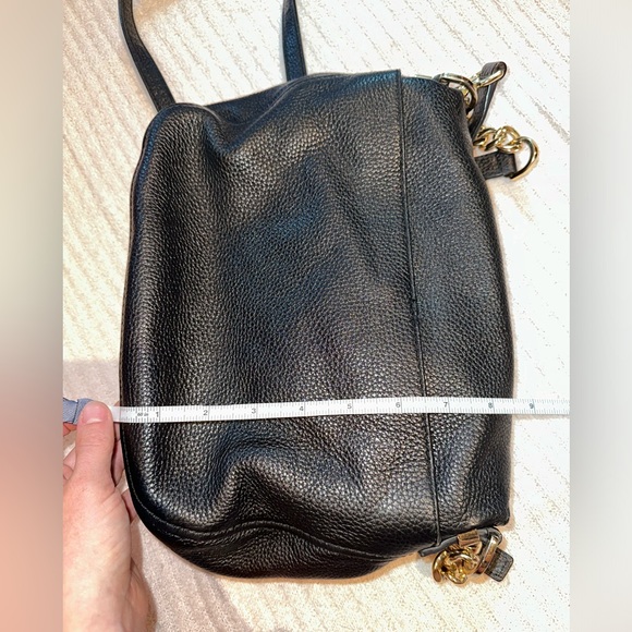 Michael Kors black purse - Picture 4 of 9